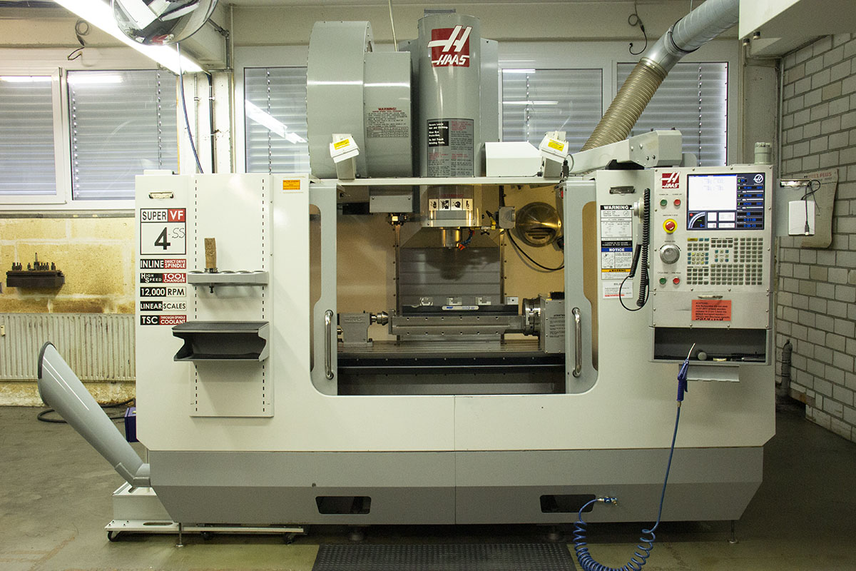 HAAS VF 4 - SS
