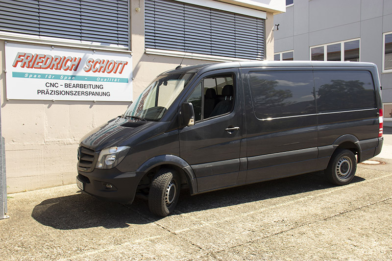 Schott CNC Sprinter für eigene Lieferungen