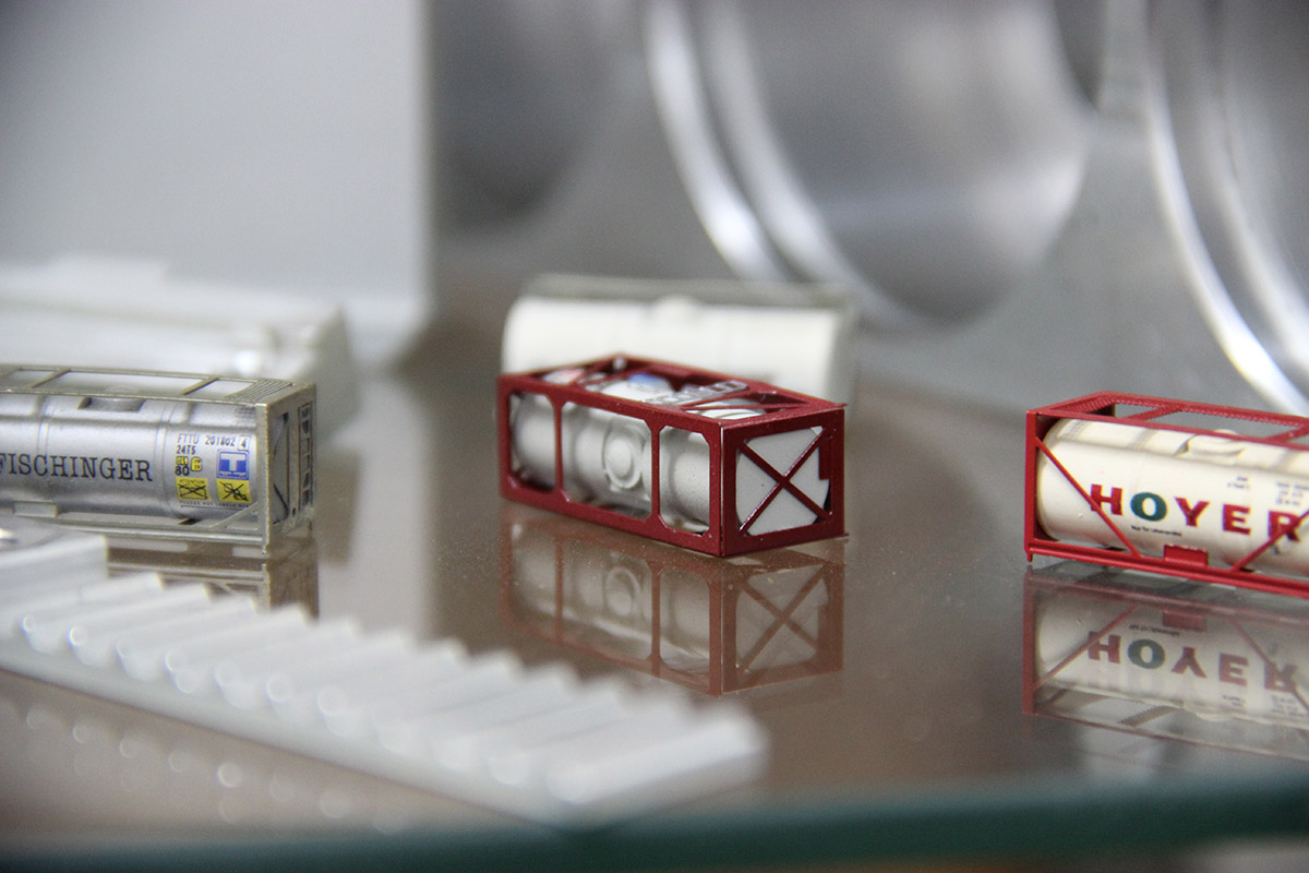 schott-cnc-produktpalette-miniaturoelfaesser